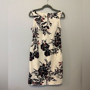 F&F Woman’s 14 Floral Sleeveless Dress - Black and White
